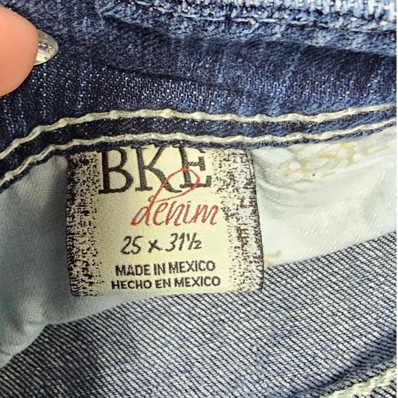 BKE Culture Denim Jeans  Size 25x315 Dark Wash Bootcut Stretchy - Picture 4 of 7